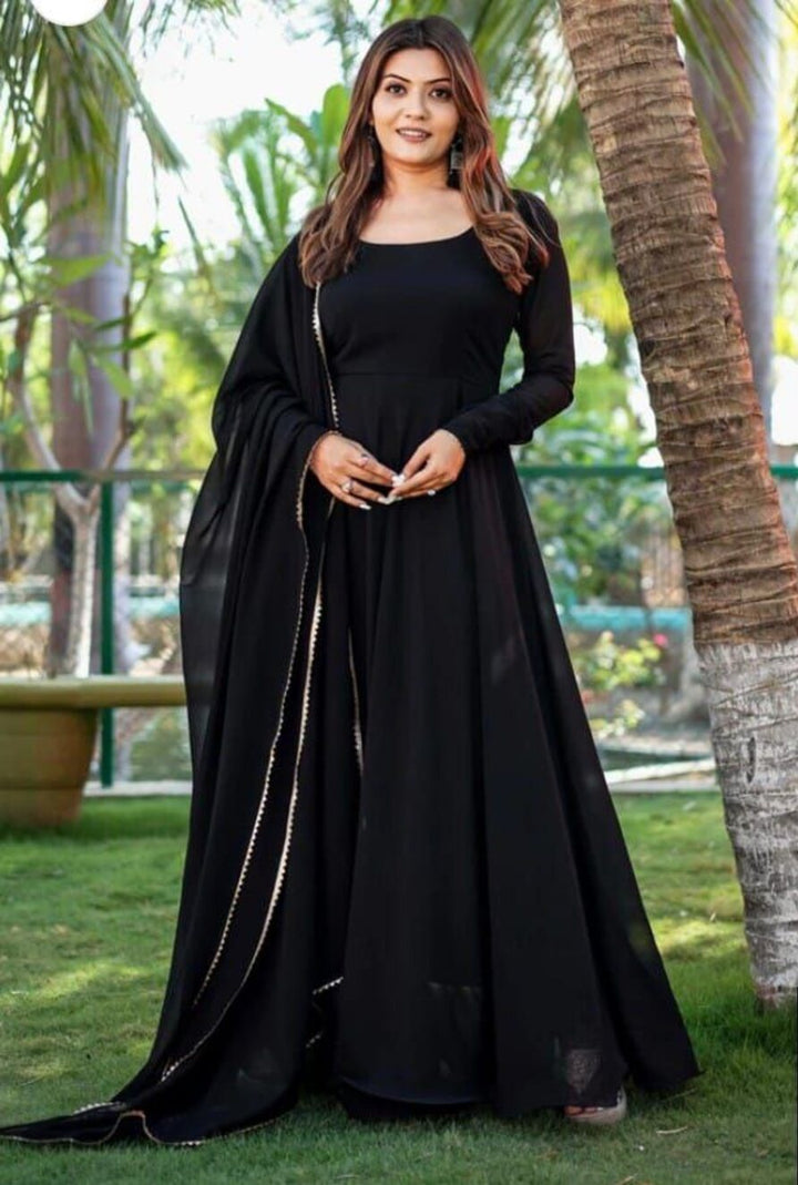 BLACK FANCY GEORGETTE FLAIRED GOWN