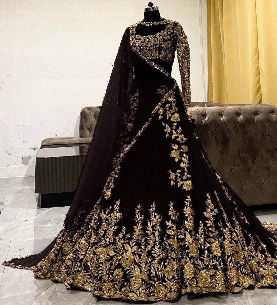 GEORGETTE EMBROIDERY WORK LEHENGA CHOLI WITH DUPATTA PISTA